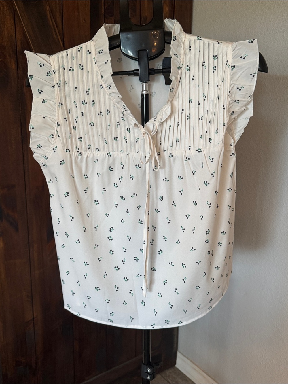 SHEIN Cream Floral Pintuck Ruffle Tie-Front Top